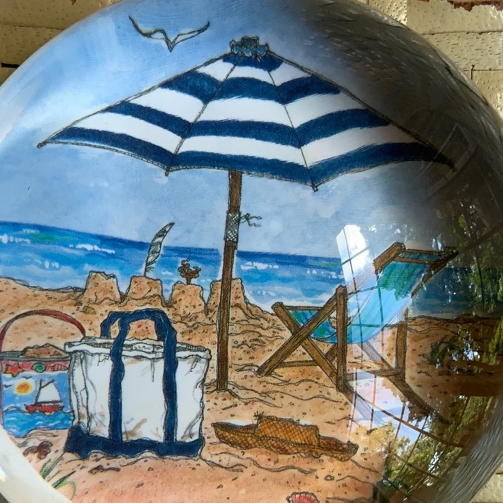BEACH SCENE GLASS PAPER WEIGHT PERFECT Firm price